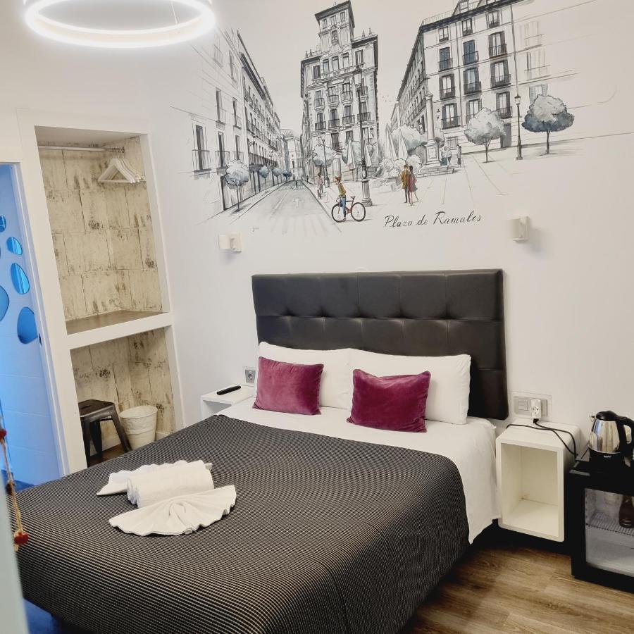 Hostal Lauria Мадрид Экстерьер фото