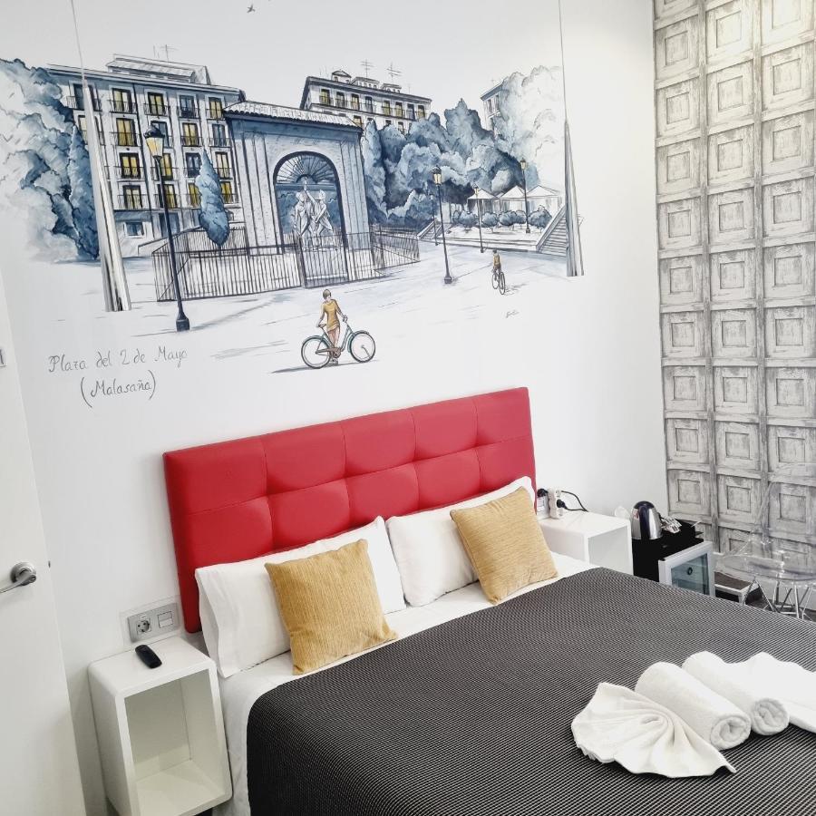 Hostal Lauria Мадрид Экстерьер фото