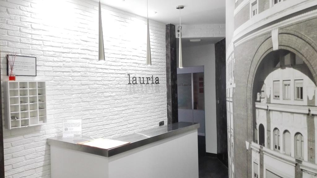 Hostal Lauria Мадрид Экстерьер фото